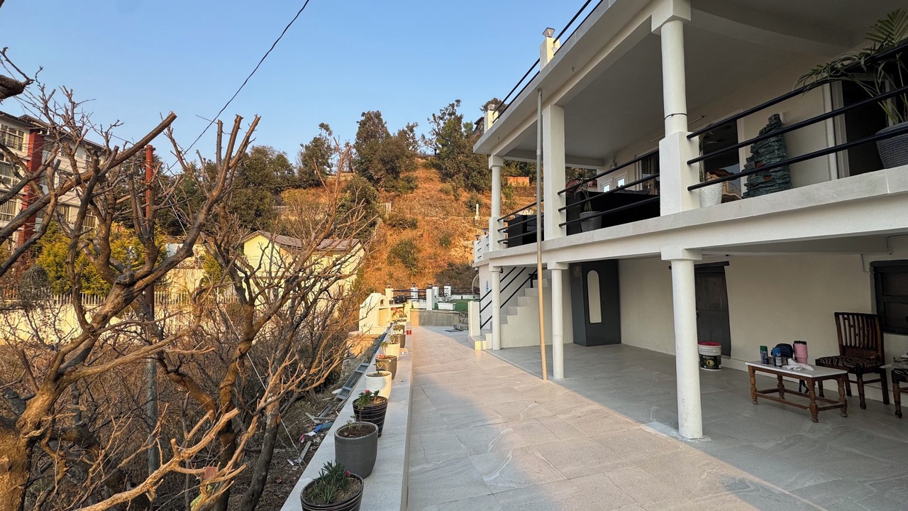Photo of Patio Balcony in Mukteshwar