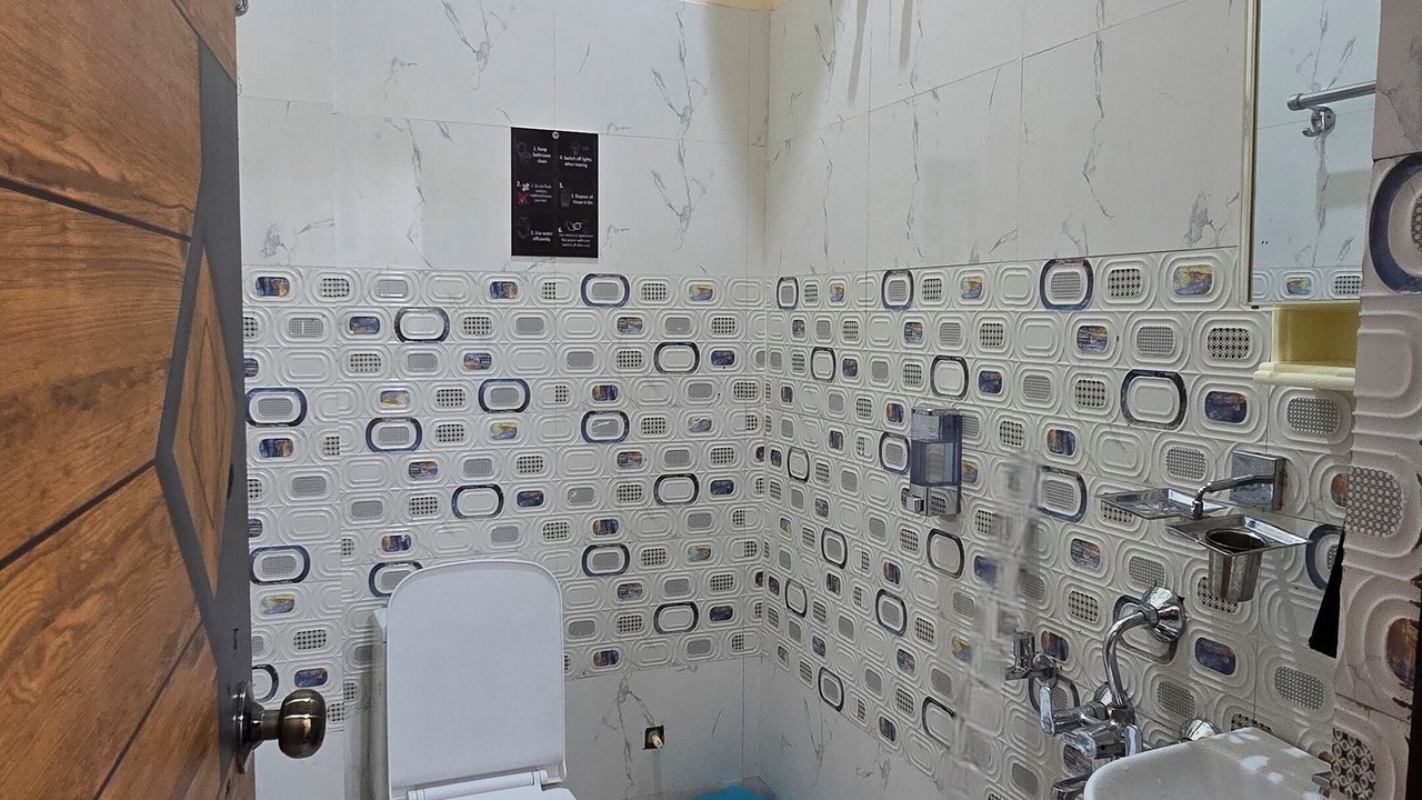 Photo of Bathroom in Varanasi