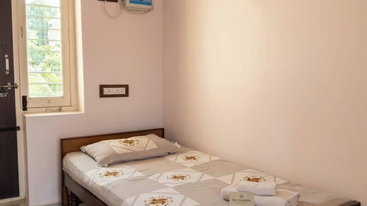 Photo of Bedroom in Tiruvannamalai