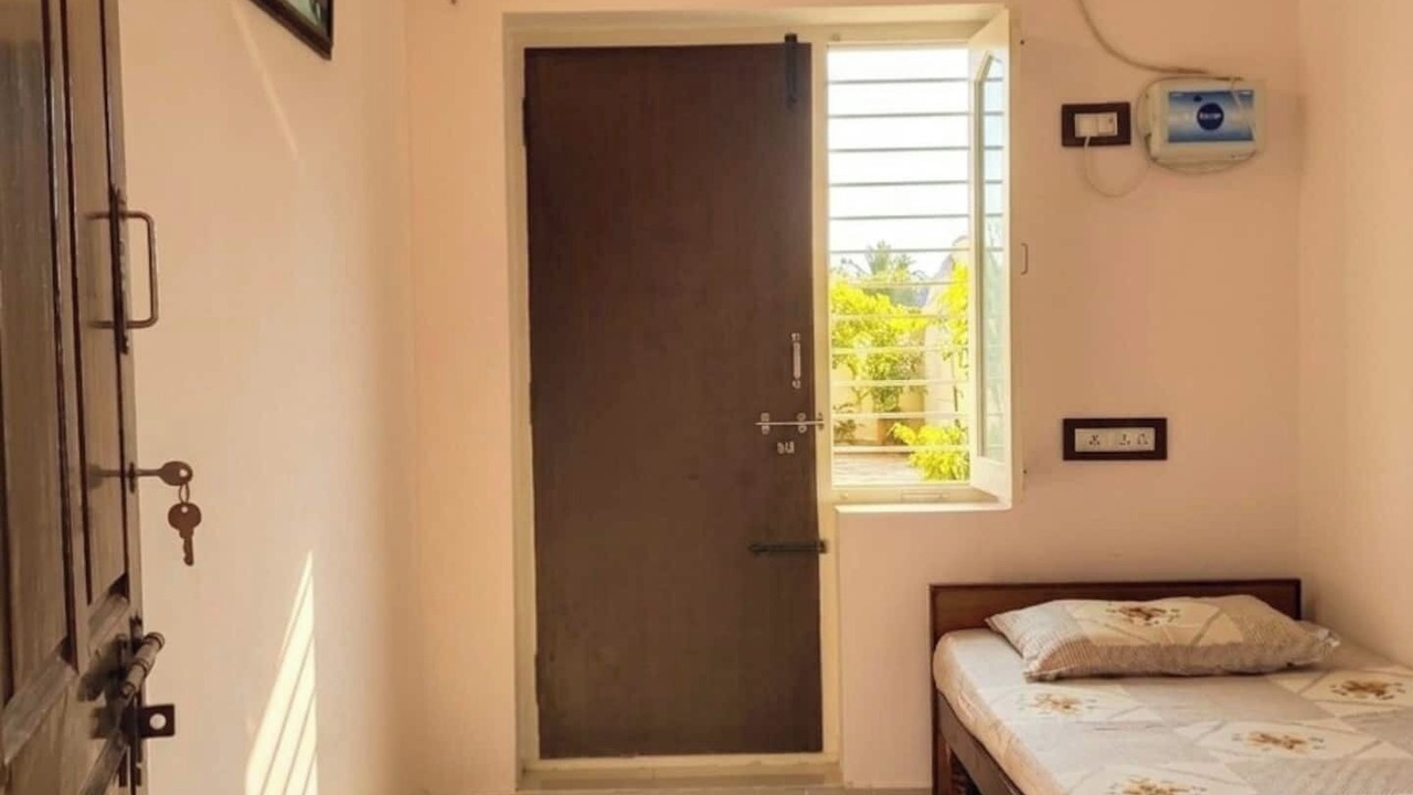Photo of Bedroom in Tiruvannamalai