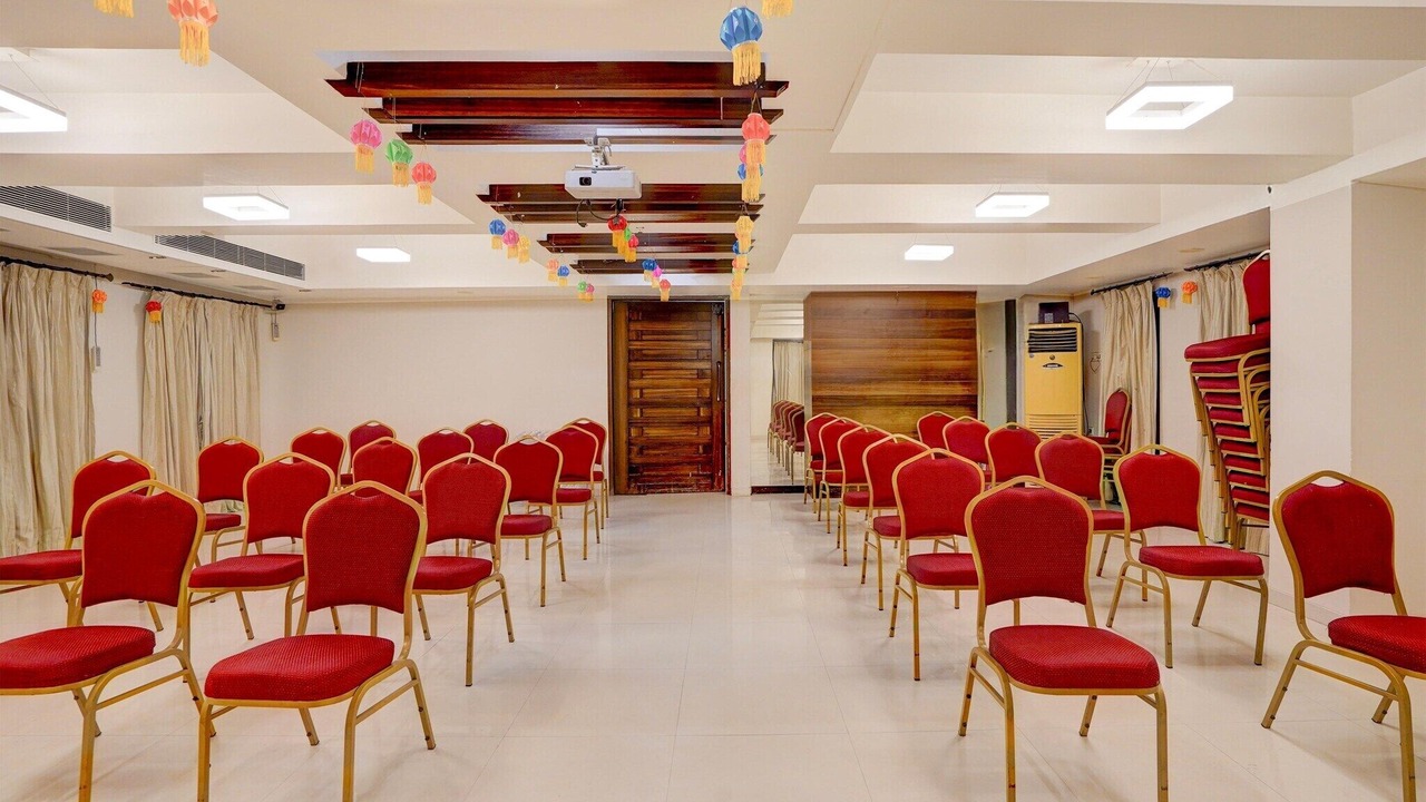 Photo of Livingroom in Central Pune