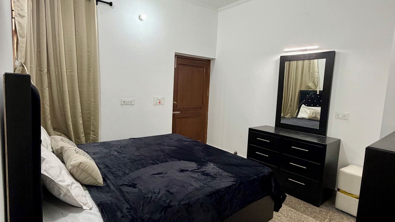 Photo of Bedroom in Phagwara