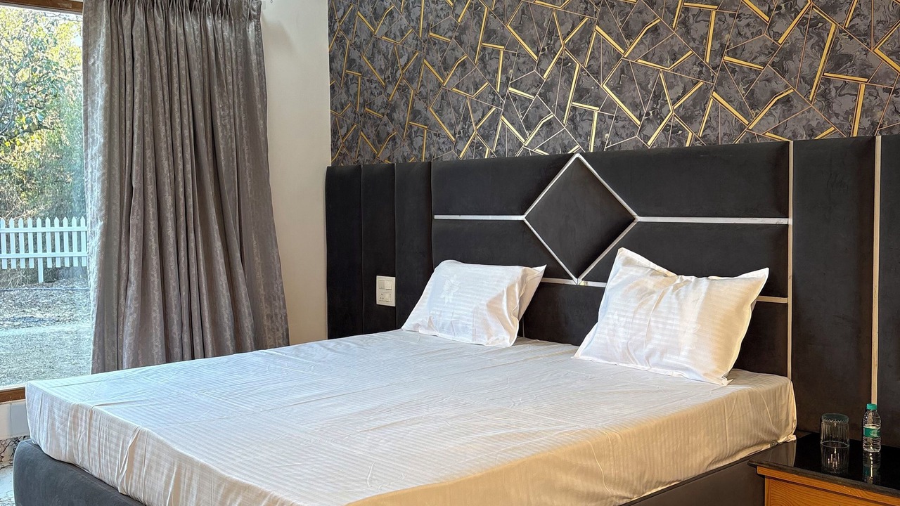 Photo of Bedroom in Solan