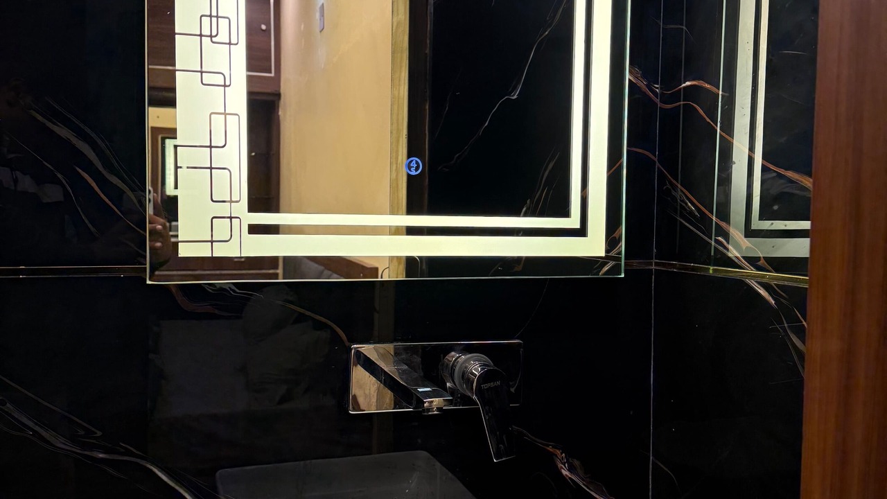 Photo of Bathroom in Taj Ganj