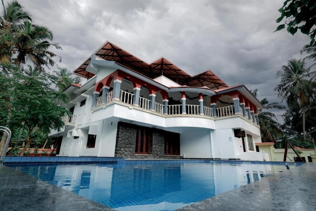 Photo of Outdoor in Poovar