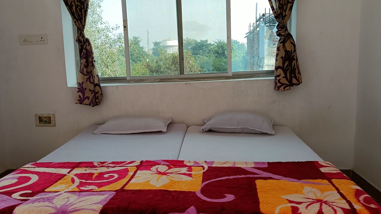 Photo of Bedroom in Bodh Gaya
