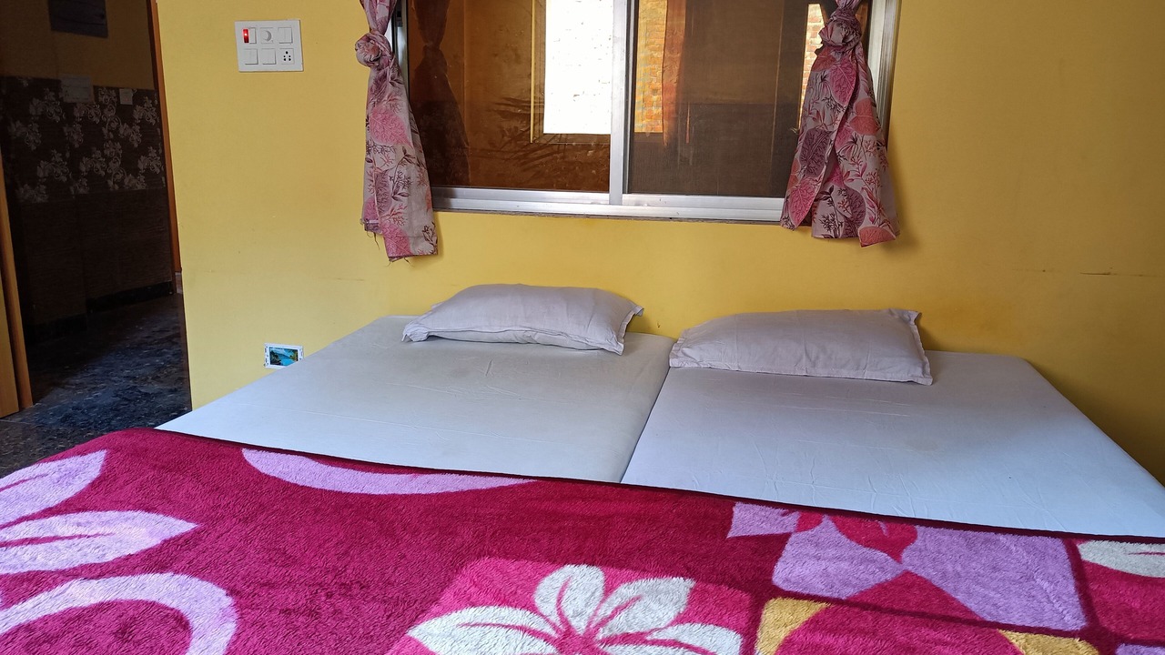 Photo of Bedroom in Bodh Gaya