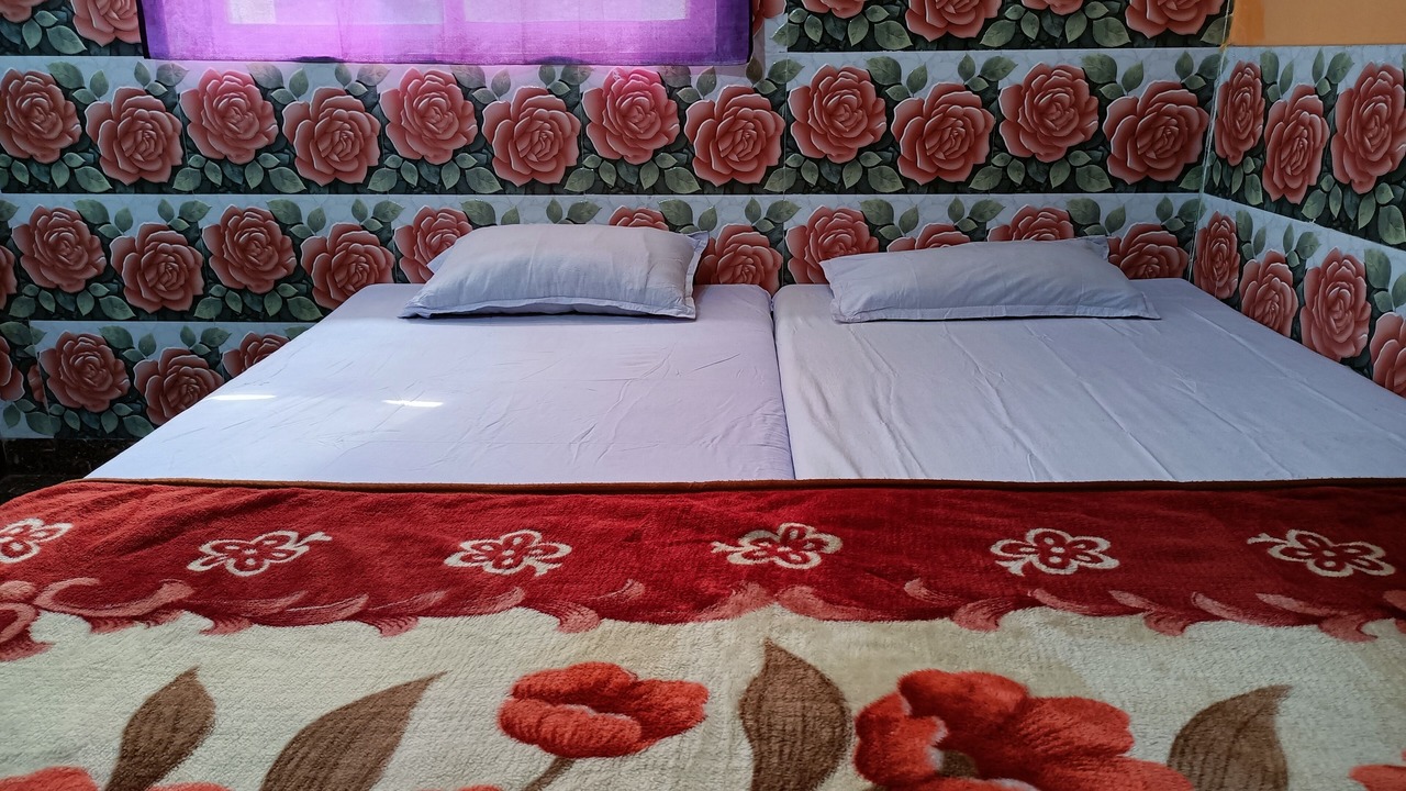 Photo of Bedroom in Bodh Gaya