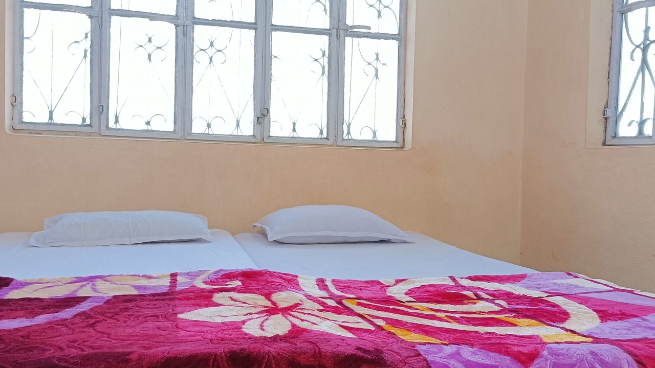 Photo of Bedroom in Bodh Gaya