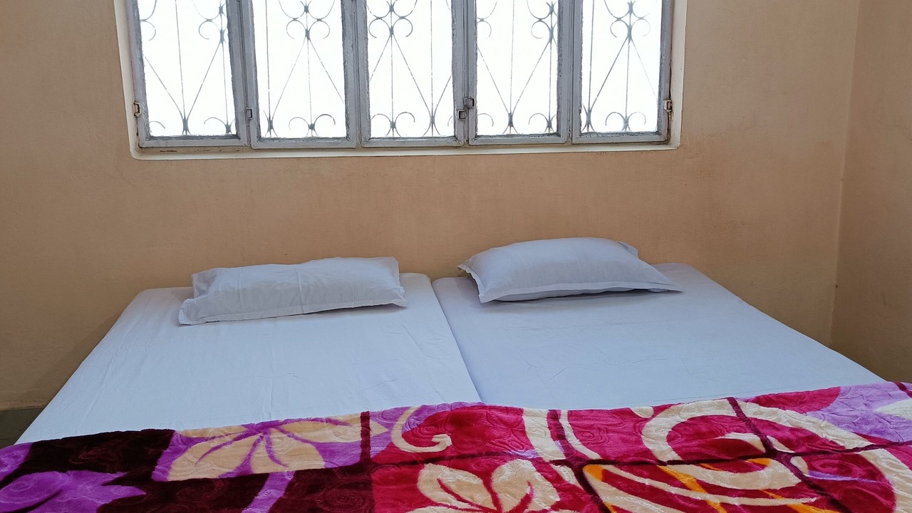 Photo of Bedroom in Bodh Gaya