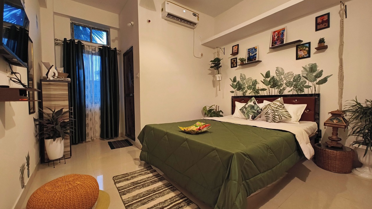Photo of Bedroom in Sualkuchi
