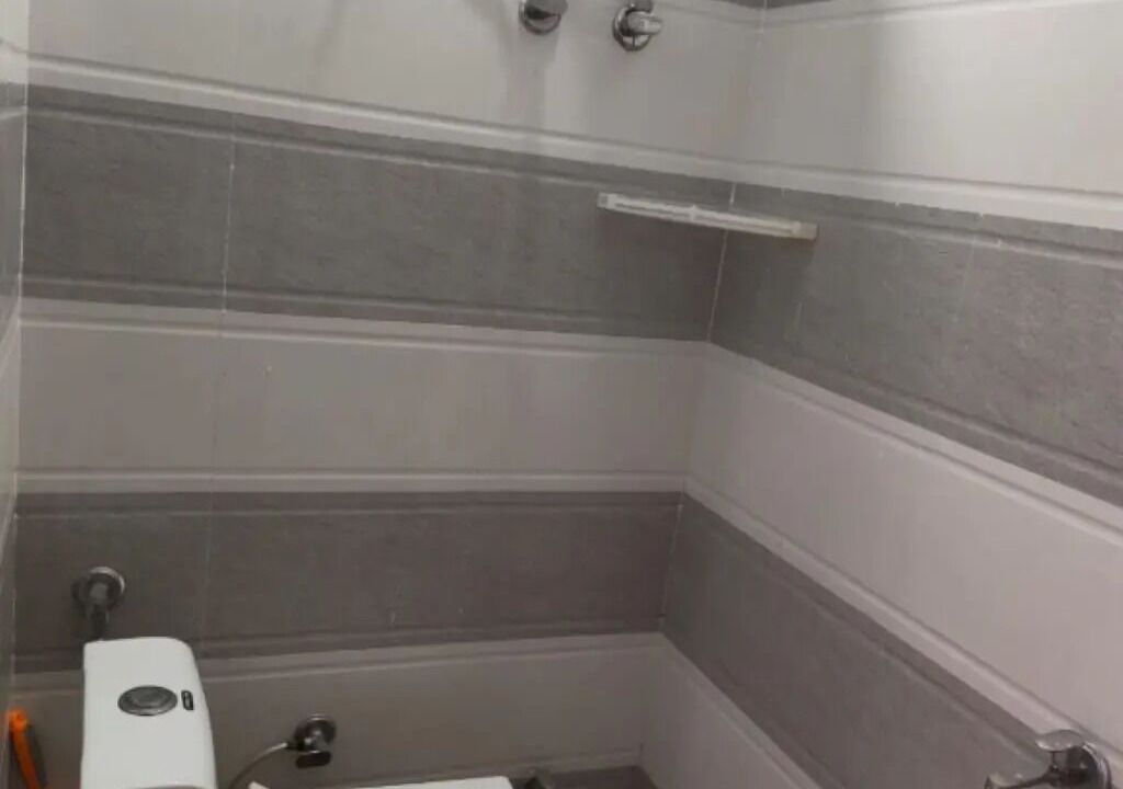 Photo of Bathroom in Basai