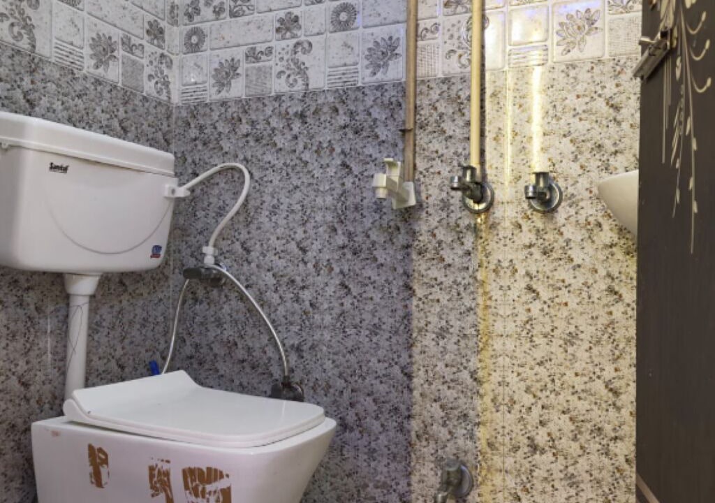 Photo of Bathroom in Basai