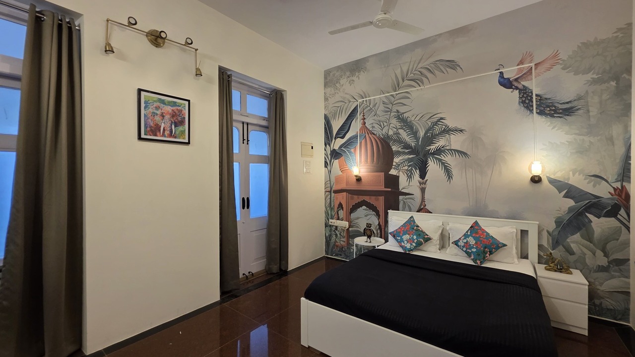 Photo of Bedroom in Malabar Hill