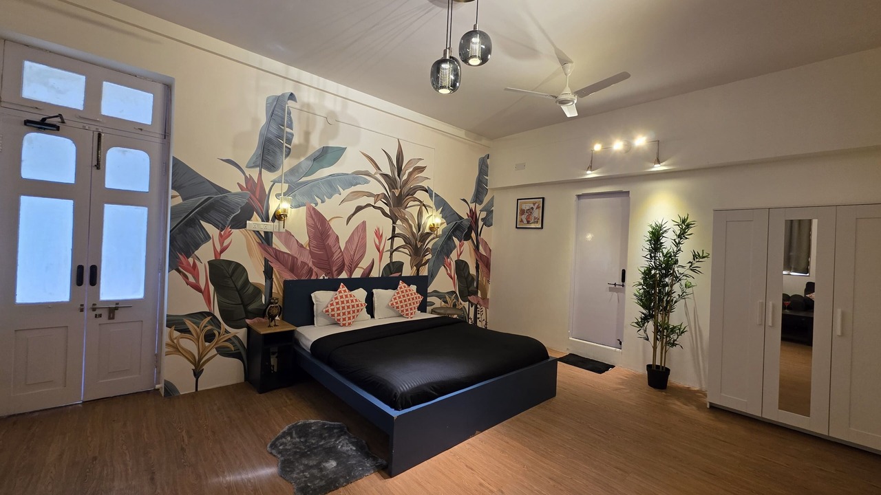 Photo of Bedroom in Malabar Hill