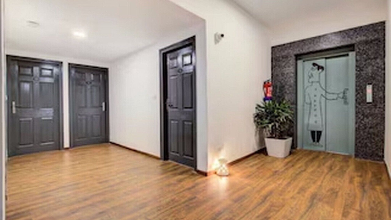 Photo of Livingroom in Police Bazar