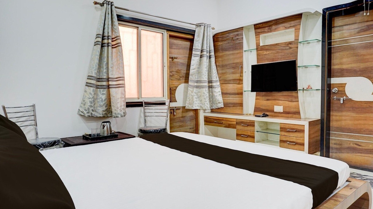 Photo of Bathroom in Alandi