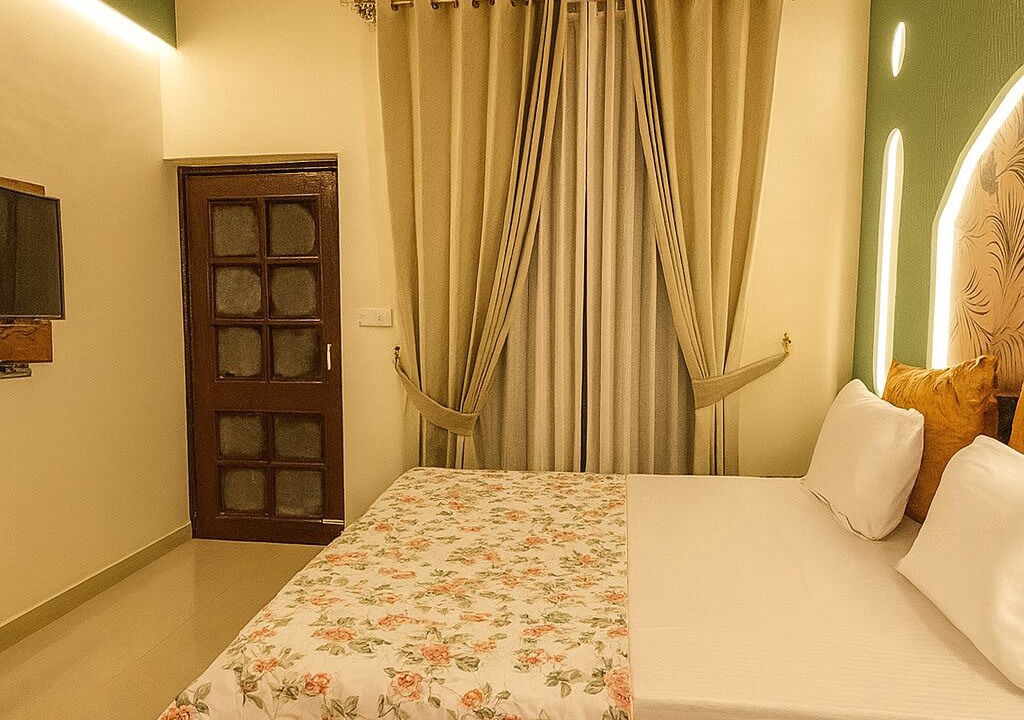 Photo of Bedroom in Malviya Nagar