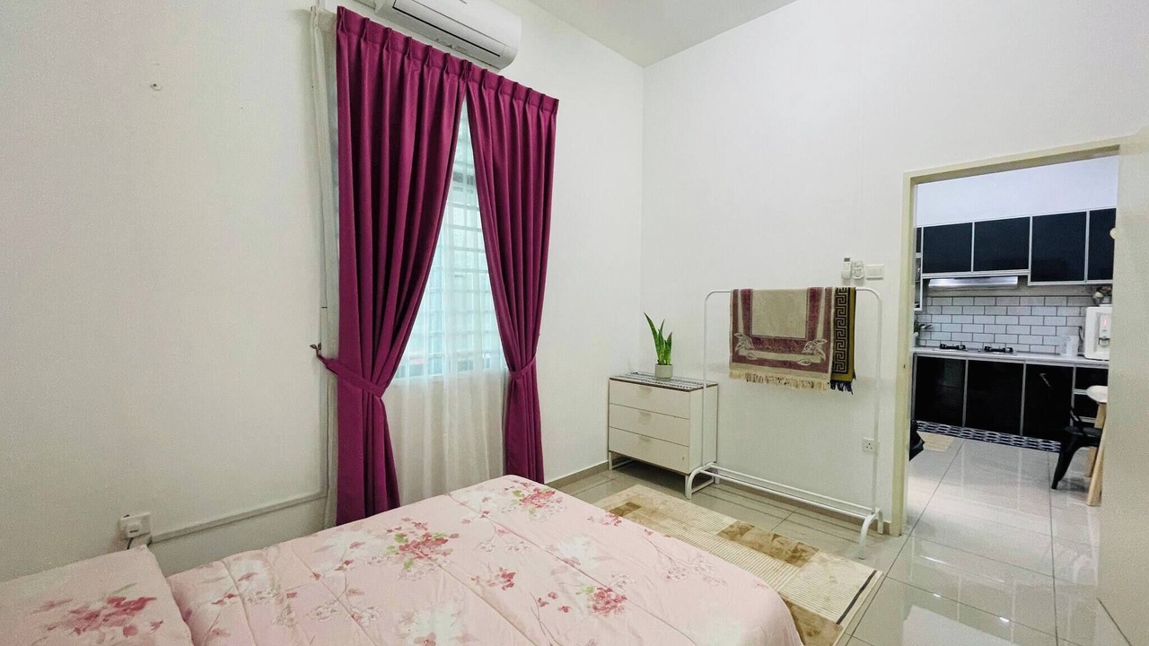 Photo of Bedroom in Durian Tunggal