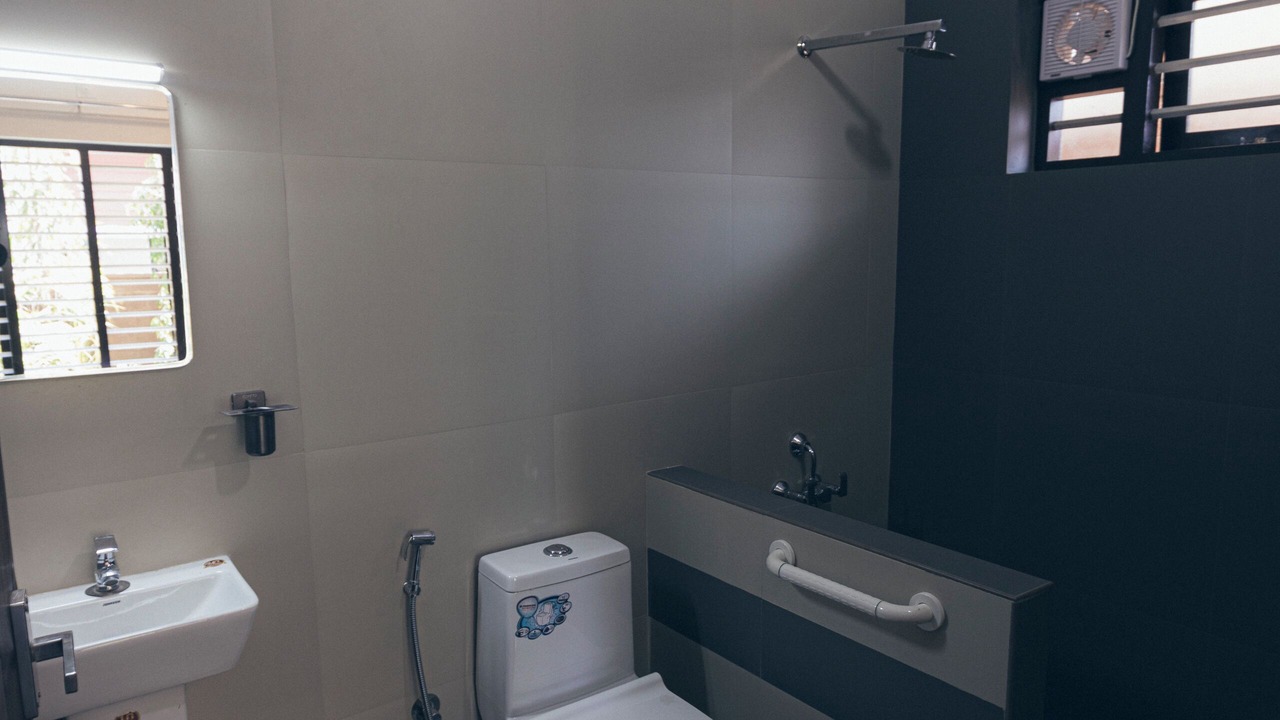 Photo of Bathroom in Kottakkal