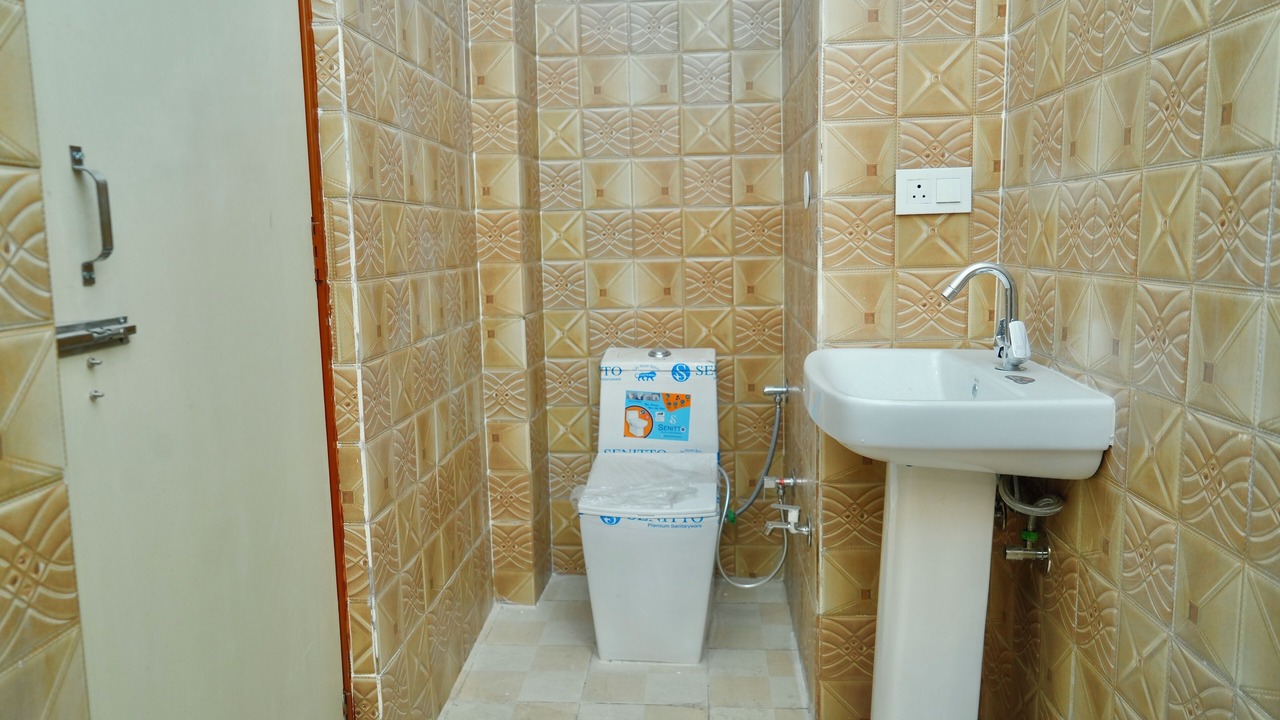 Photo of Bathroom in Haridwar