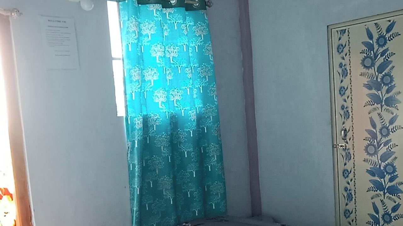 Photo of Bedroom in Mawlynnong