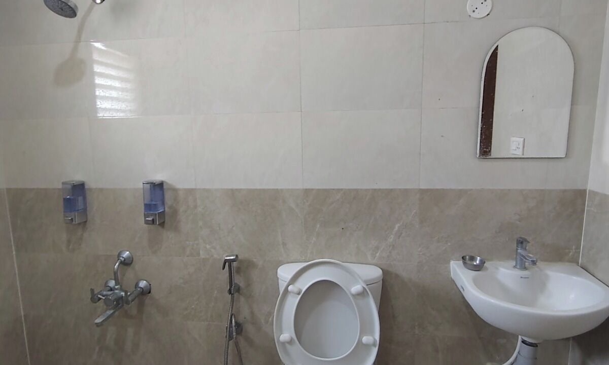 Photo of Bathroom in Tiruvannamalai