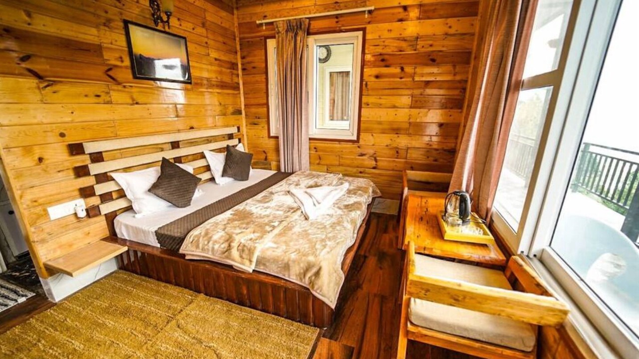 Photo of Bedroom in Tehri