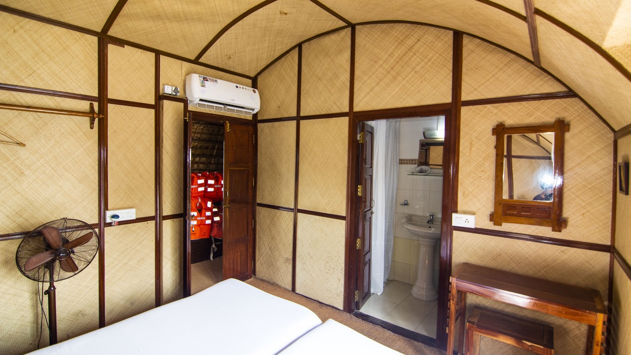Photo of Bedroom in Alappuzha