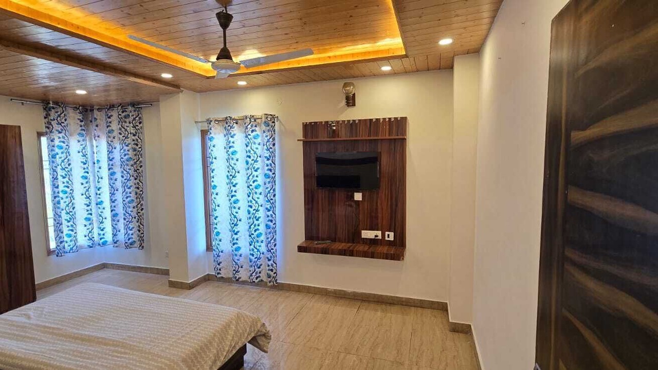 Photo of Bedroom in Dharampur