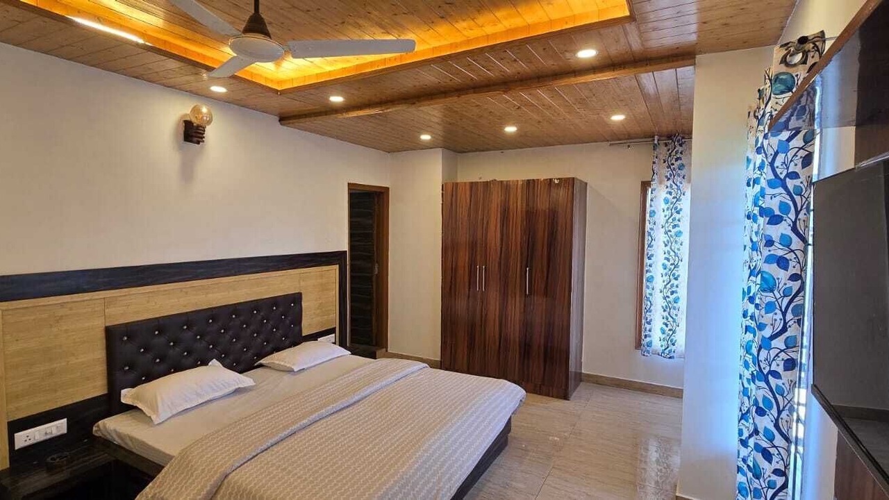 Photo of Bedroom in Dharampur