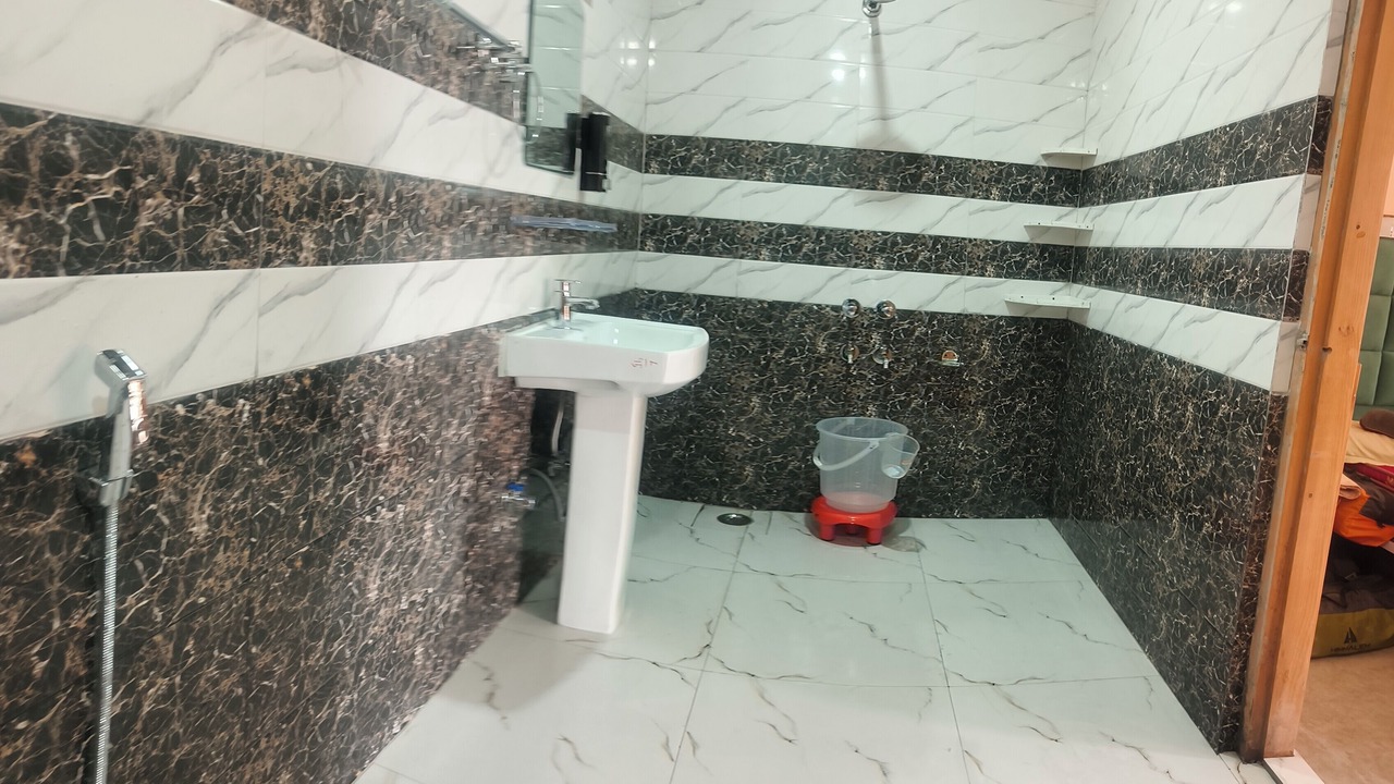 Photo of Bathroom in Banjar