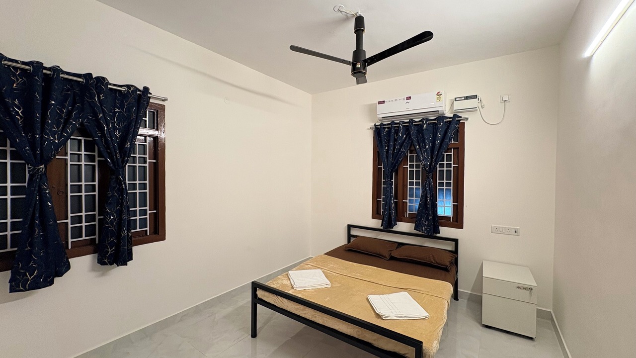 Photo of Bedroom in Nanganallur