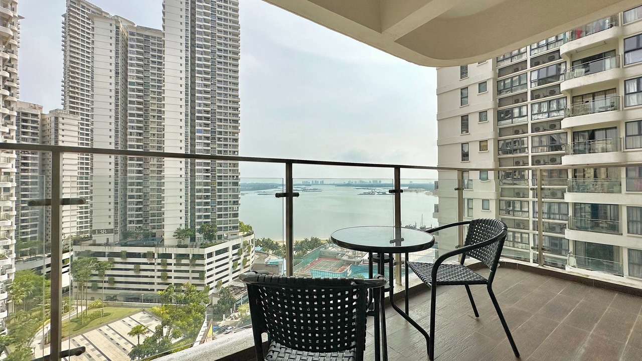 Photo of Patio Balcony in Central District