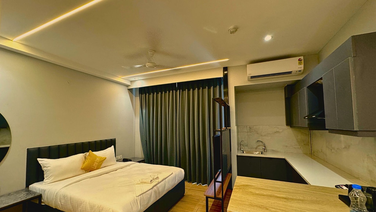 Photo of Bedroom in Sector 51