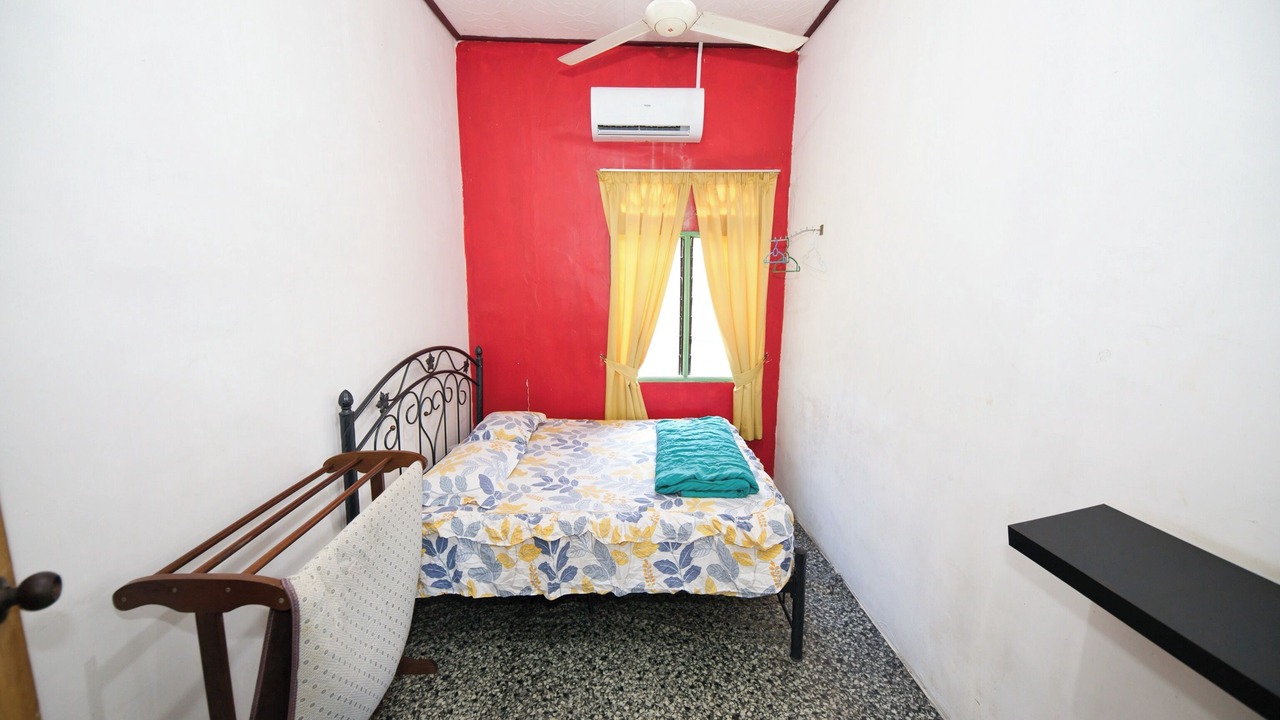 Photo of Bedroom in Chukai