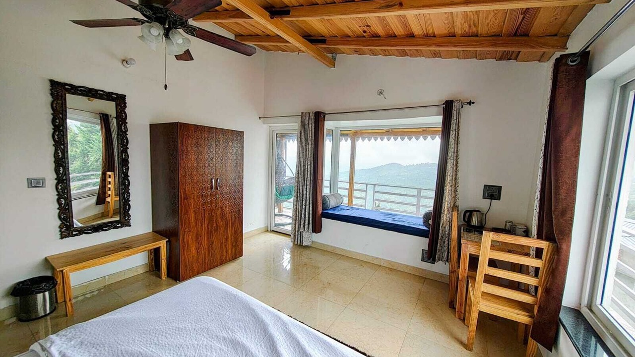 Photo of Bedroom in Mukteshwar
