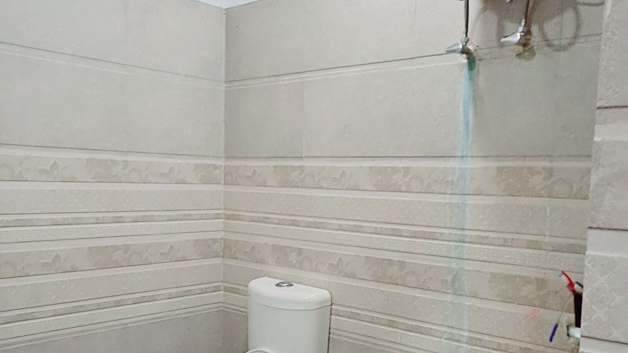 Photo of Bathroom in Mahmoorganj