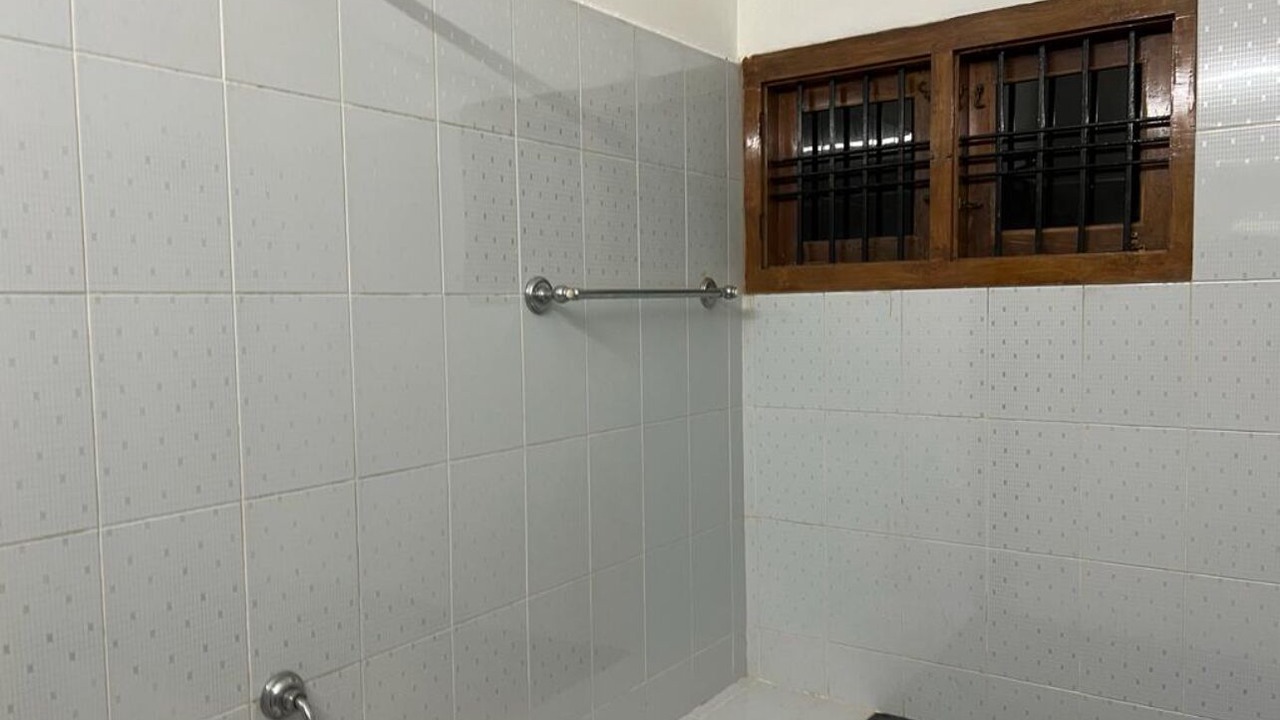 Photo of Bathroom in Irinjalakuda