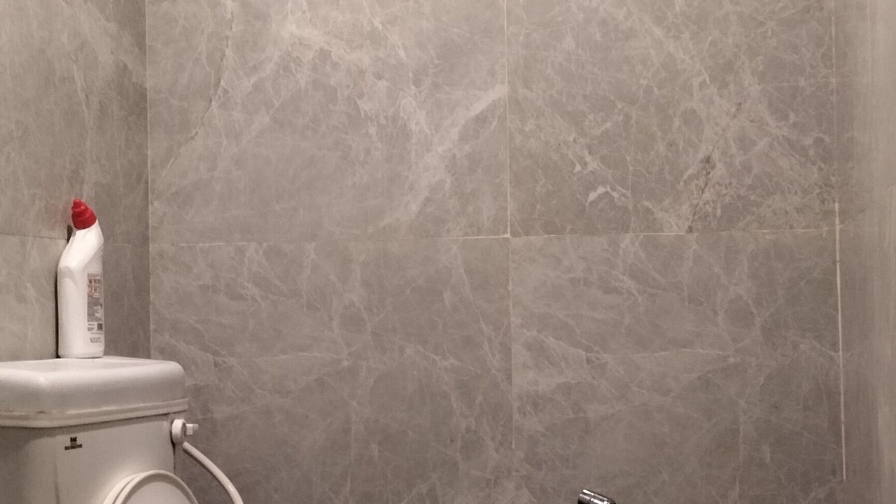 Photo of Bathroom in Sualkuchi
