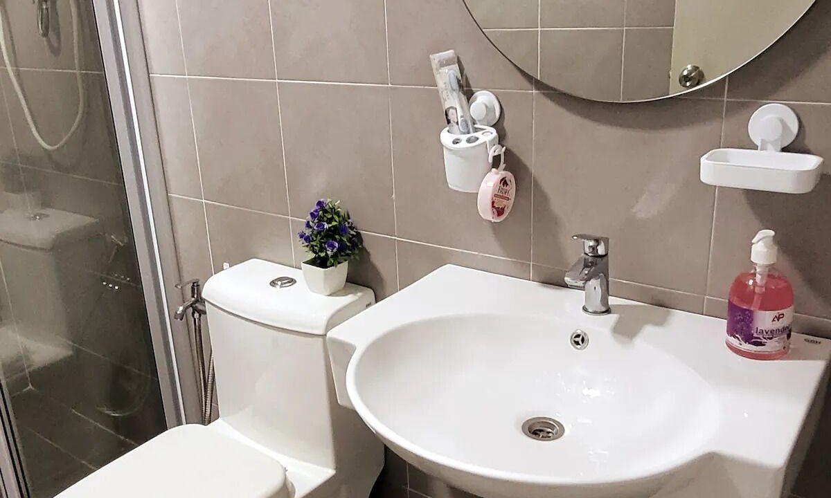 Photo of Bathroom in Kampung Rawa