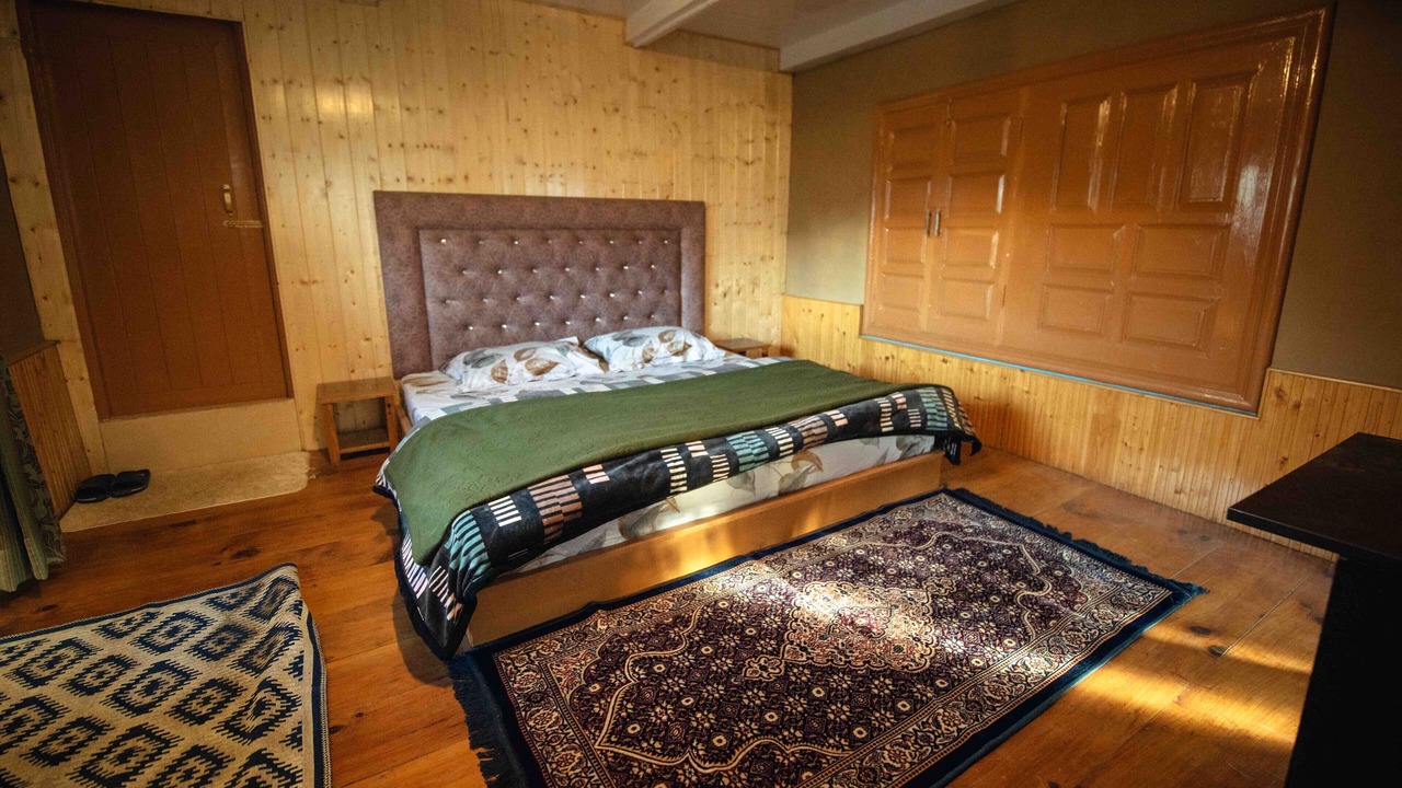 Photo of Bedroom in Manali