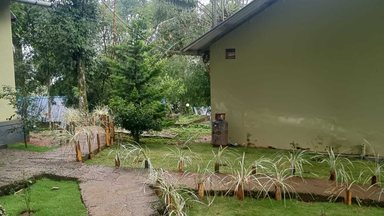 Photo of Outdoor in Adimaly