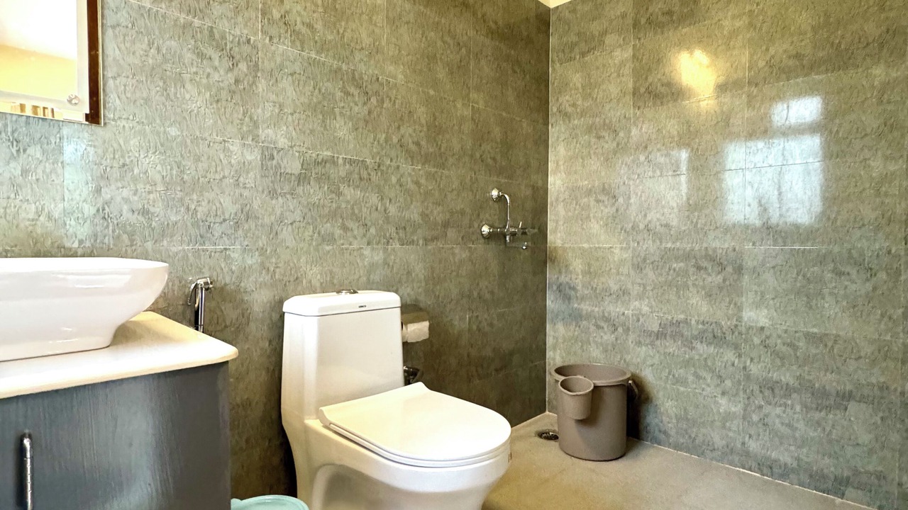 Photo of Bathroom in Kaul