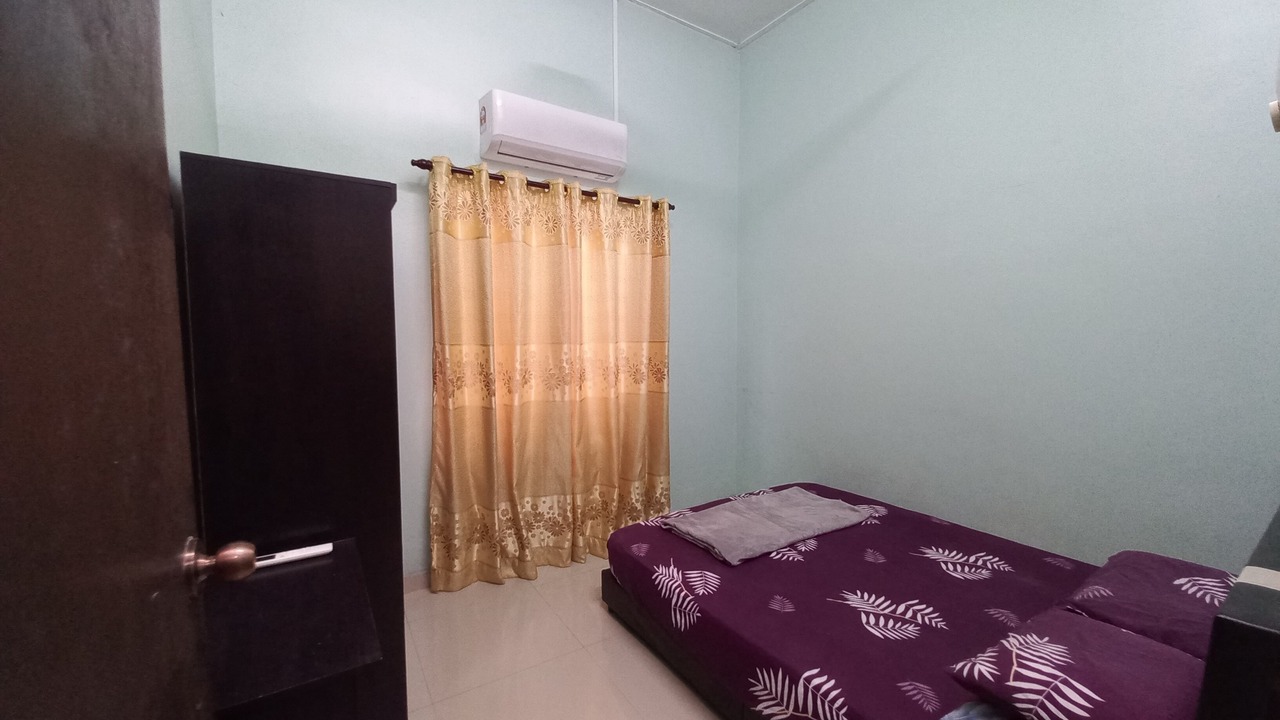 Photo of Bedroom in Bukit Naga