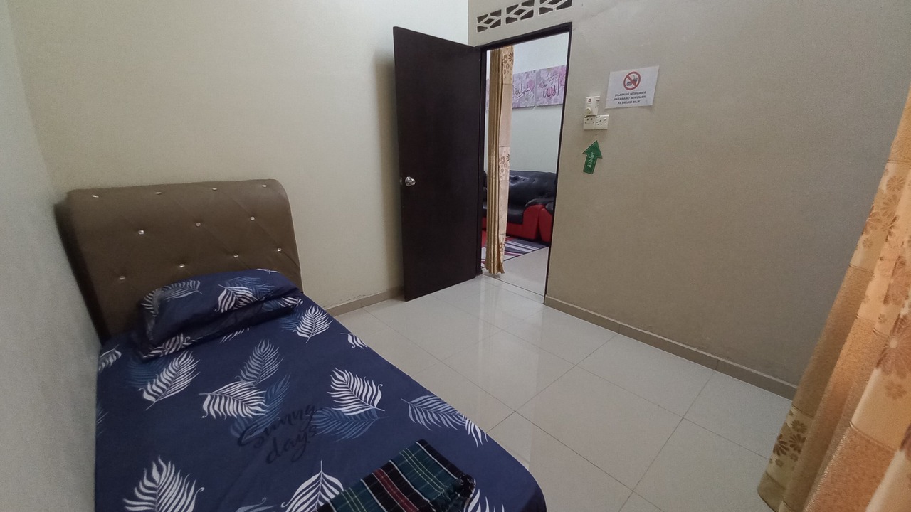 Photo of Bedroom in Bukit Naga