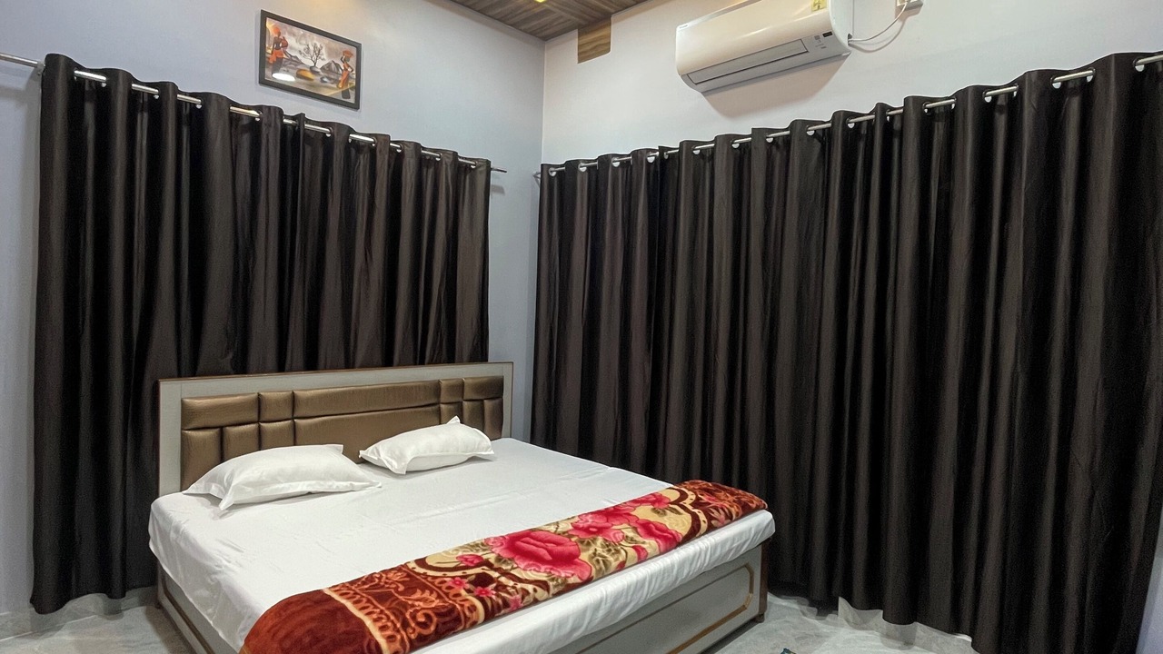 Photo of Bedroom in Varanasi