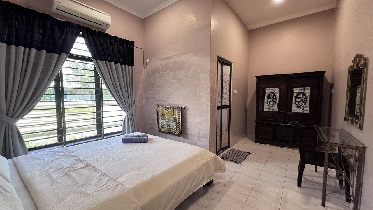 Photo of Bedroom in Kampung Gong Limau