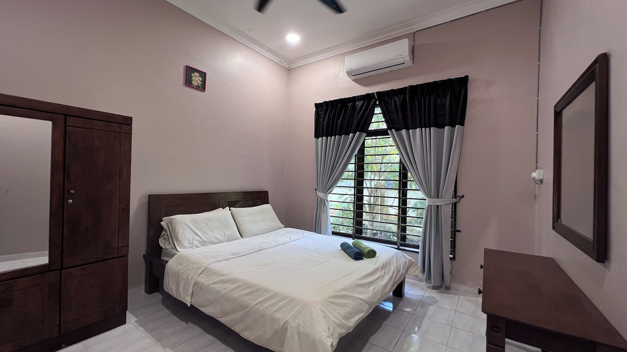 Photo of Bedroom in Kampung Gong Limau