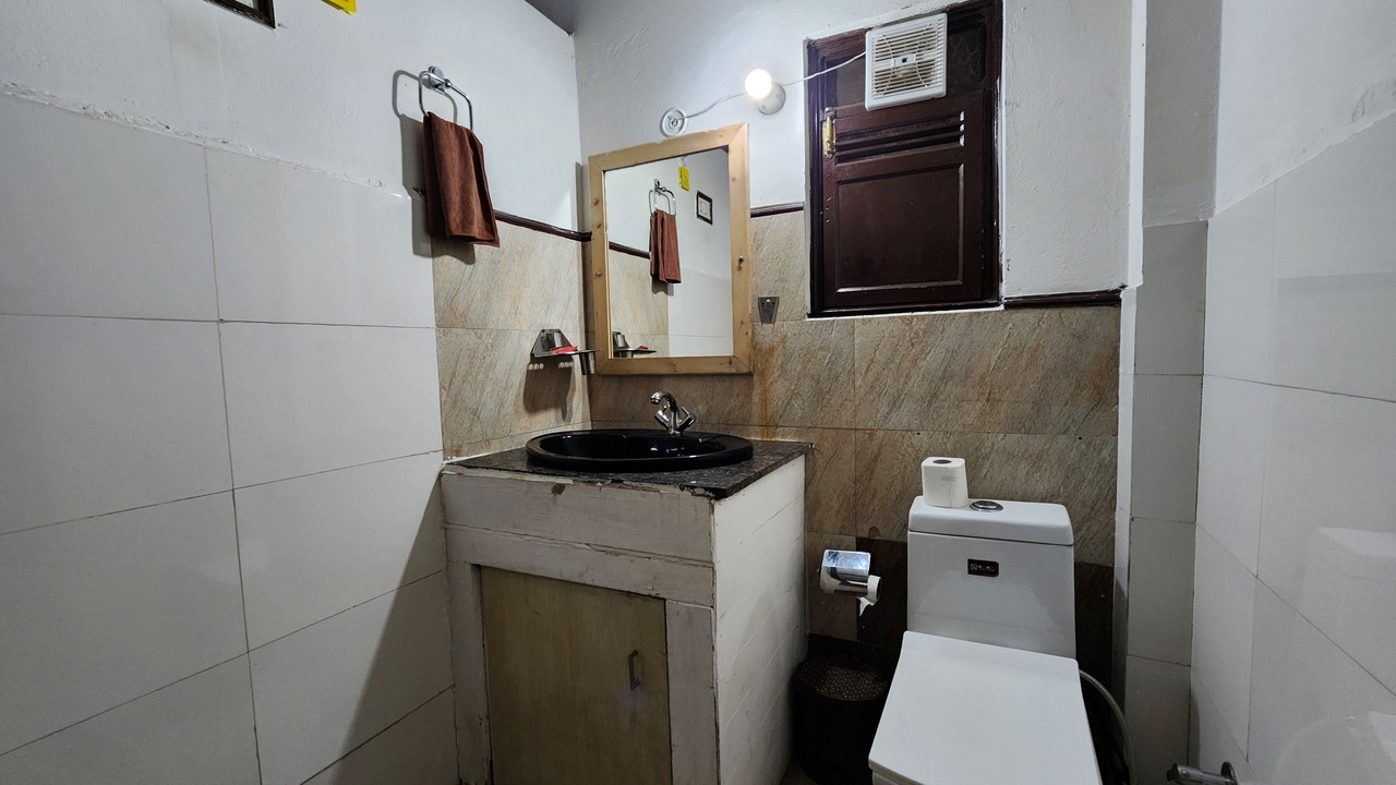 Photo of Bathroom in Kuthar